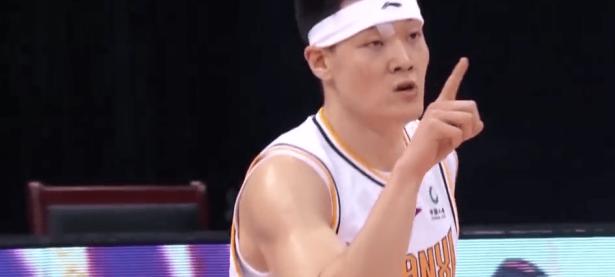 28Quan-关于Rookie爆冷击败巴塞罗那，势不可挡引爆全场！的信息