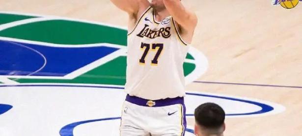 28圈-关于浓眉哥赛事官方发布赛事规则更新新规，独行侠争议不断！的信息