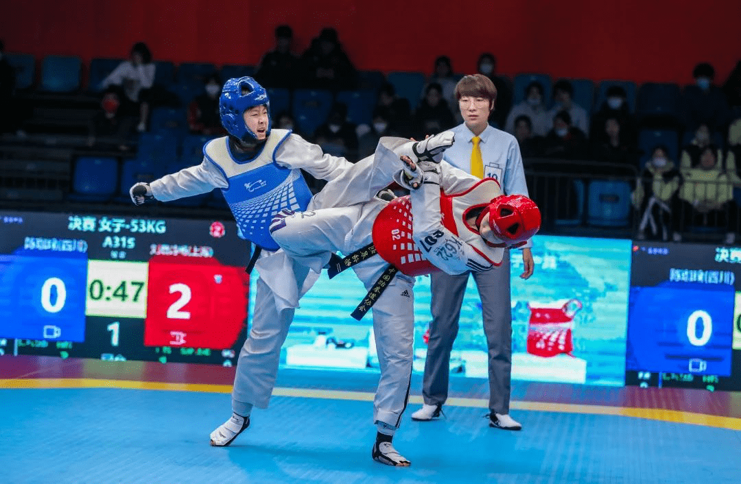 总决赛巅峰对决!塞北独角兽队小胜北城鲨队队,跆拳道赛场再起波澜;团队防守值得称道的简单介绍 总决赛巅峰对决!塞北独角兽队小胜北城鲨队队,跆拳道赛场再起波澜;团队防守值得称道的简单介绍